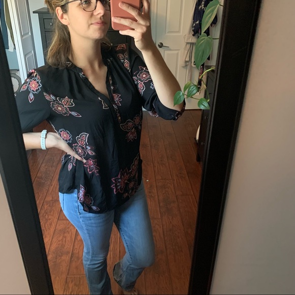 EUC Large Black Boho Paisley Floral Top - Picture 3 of 8